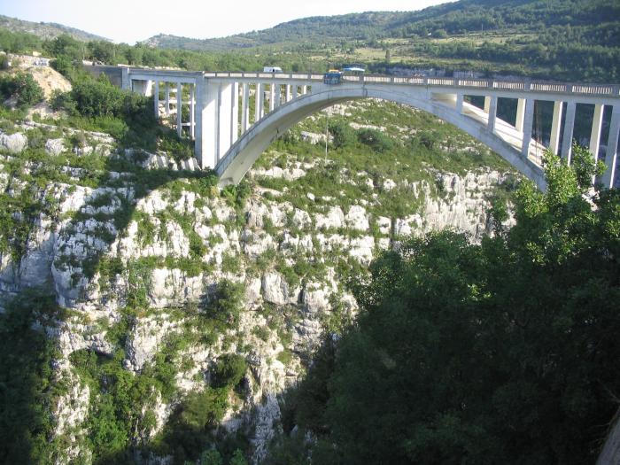 Most pes Grand Canyon du Verdon